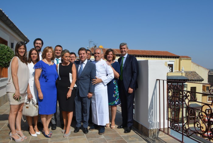 Imagen de Álvaro Gutiérrez en la terraza del nuevo hotel Boutique Adolfo