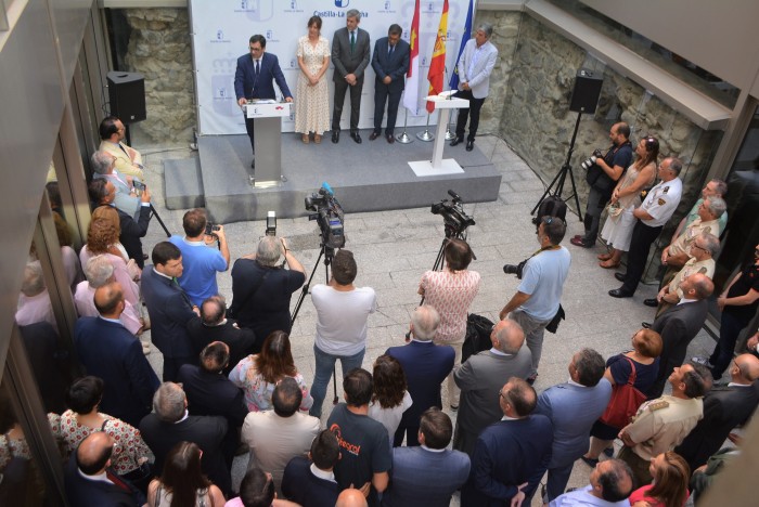 Vista del patio de la Delegación de la Junta en Toledo en un momento del acto de toma de posesión