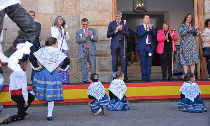 Imagen de Álvaro Gutiérrez asiste al Cortejo de Mondas de Talavera de la Reina