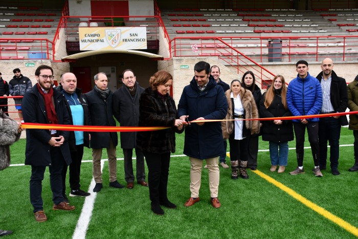 Imagen de 04012026 Cedillo inauguración campo fútbol Torrijos