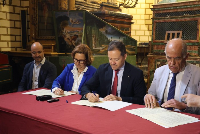 Imagen de  Cedillo en la rueda de prensa