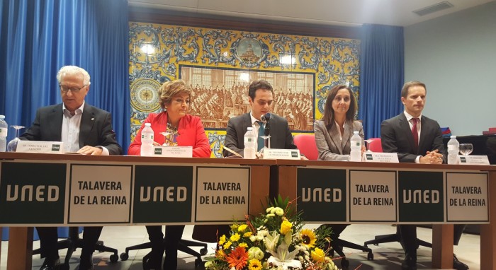 Imagen de Flora Bellón en la inauguración del curso UNED 2018-2019