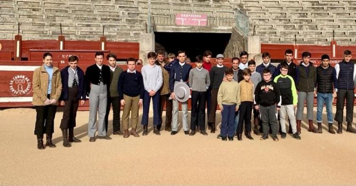 Imagen de Alumnos Escuela Taurina antes del tentadero