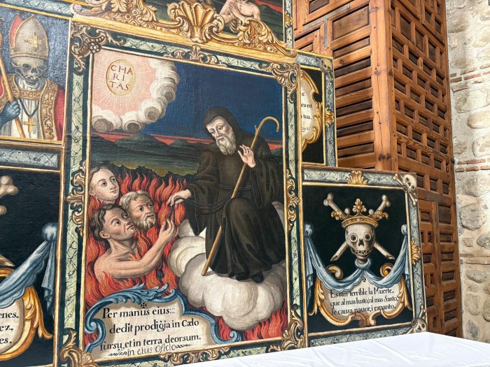 Imagen de 29112025 Cedillo visita la exposición del catafalco de La Torre de Esteban Hambrán 5