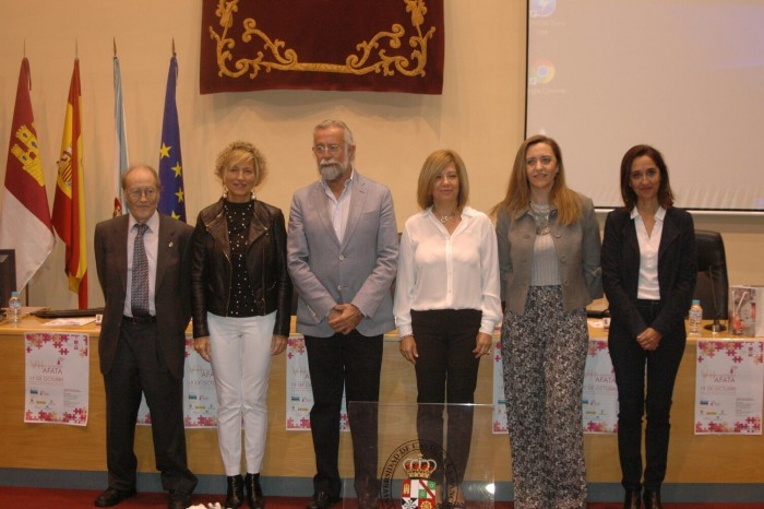 Imagen de Flora Bellón en la inauguración de las jornadas