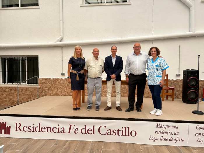 Imagen de Visita a la residencia de ancianos Fe del Castillo en Quismondo