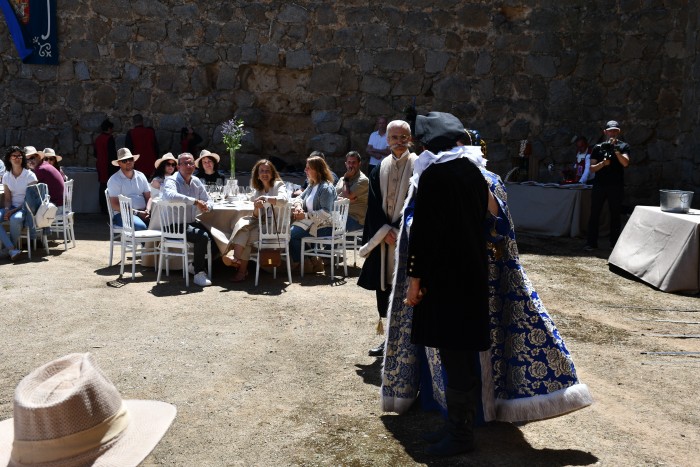 Imagen de 24052025 Juan Carlos Sánchez participa en la visita al Castillo de Cuerva 5