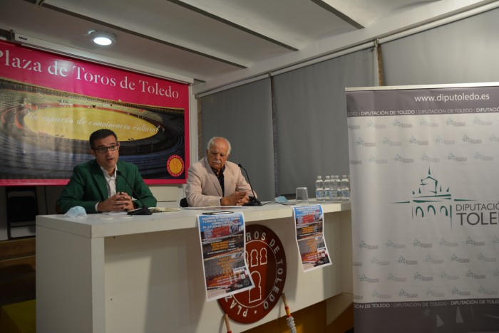 Imagen de Fernando Muñoz y Eduardo Martín Peñato en la rueda de prensa en la Plaza de Toros de Toledo