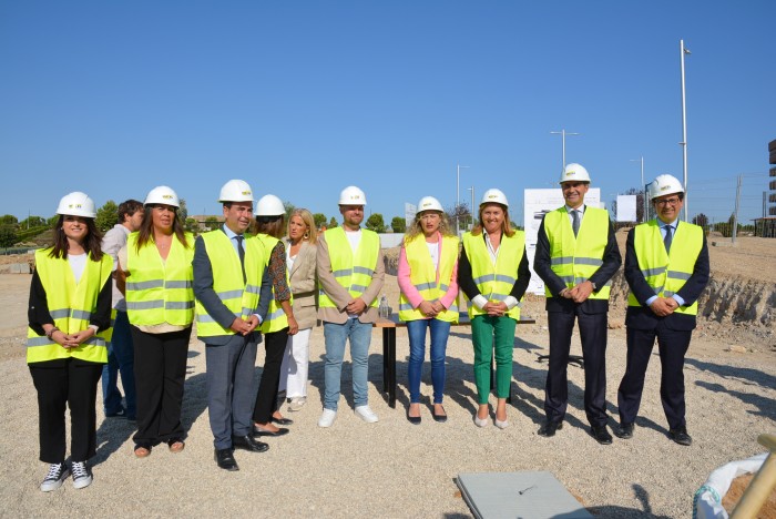 Acto de primera piedra del IESO 