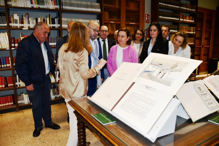 Presidenta y diputados en el Archivo