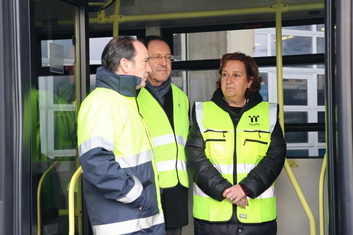 Cedillo en Madrid con los nuevos autobuses