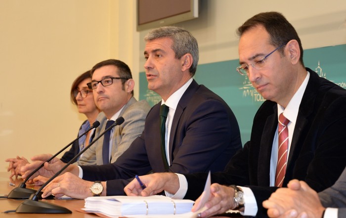 Foto de Archivo. Presidente y vicepresidentes y vicepresidenta de la Diputación de Toledo