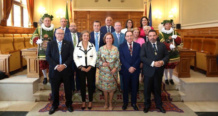 El equipo de Gobierno de Diputación en su toma de posesión