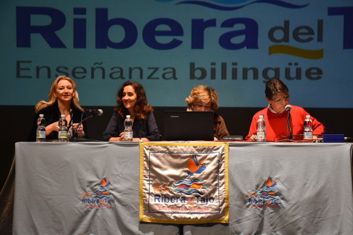 Imagen de Momento de la inauguración en el teatro Palenque de Talavera