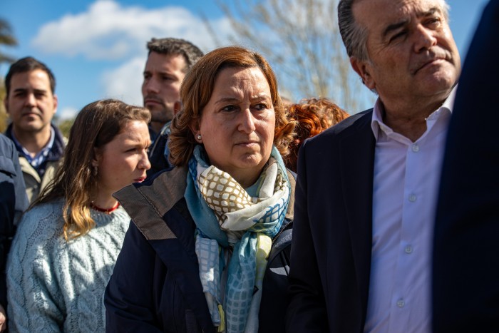 Imagen de 23032025 Cedillo con alcalde Talavera de la Reina visita puente romano afectado