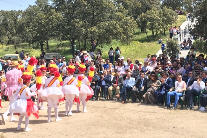 Imagen de Danzantes en Méntrida