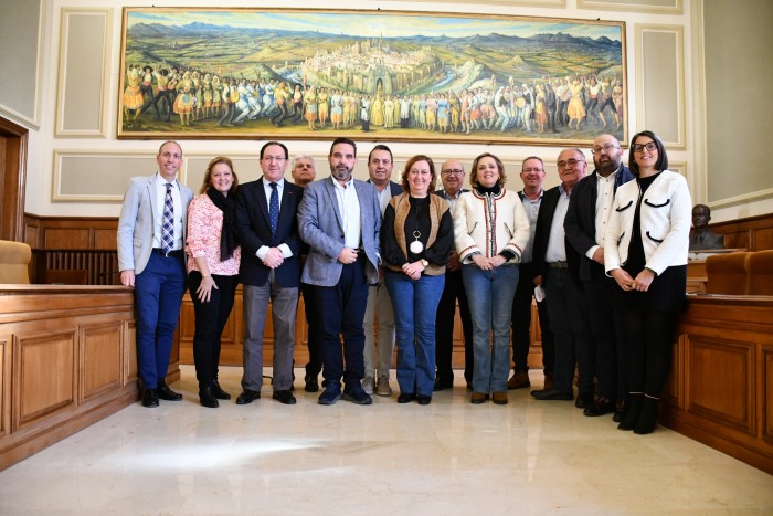 El equipo de Gobierno da la bienvenida a Joaquín Romera