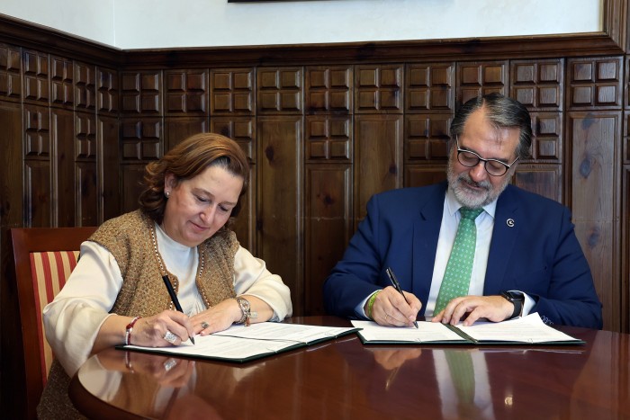 Imagen de 21042025 Firma Convenio Asociación Española contra el Cáncer de Toledo
