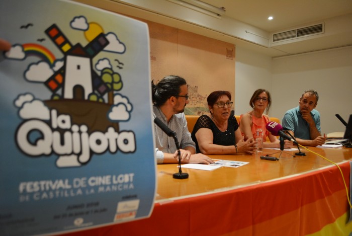 Imagen de Ana Gómez, durante la presentación del festival de cine LGBT