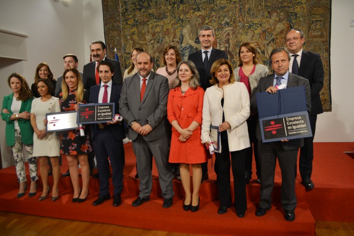 Imagen de Foto de familia de entrega de premios