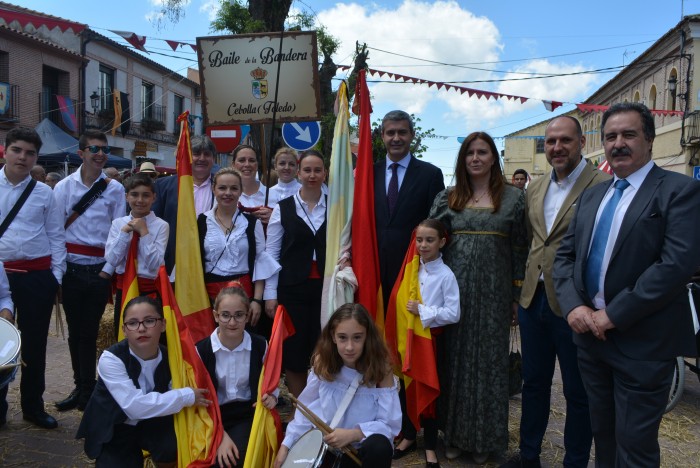 Imagen de Con la asociación del Pincho y la Bandera