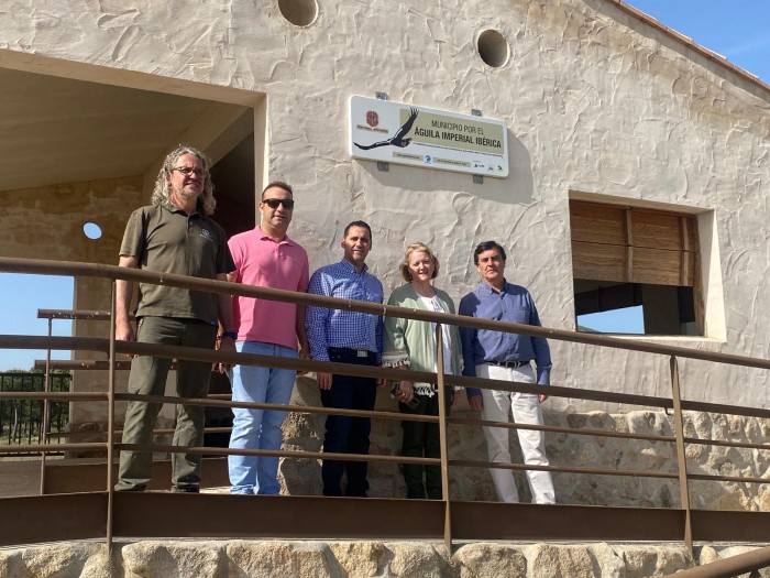 Imagen de Visita de Marina García a equipamientos ambientales