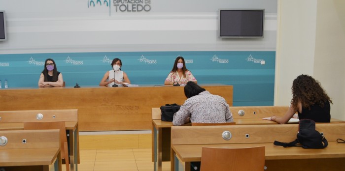 Imagen de Ana Gómez, Pilar Callado y Nuria Cogolludo en la rueda de prensa