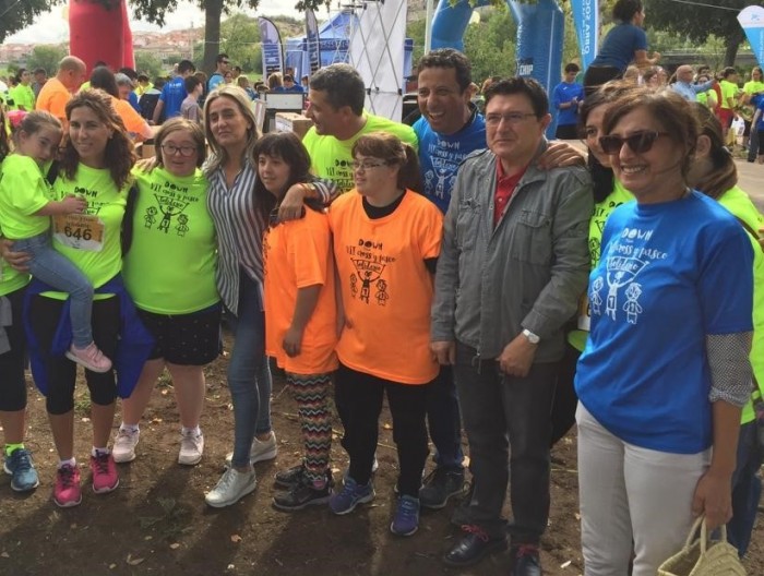 Imagen de Ana Gómez tras participar en el Cross y Paseo Solidario de Down Toledo