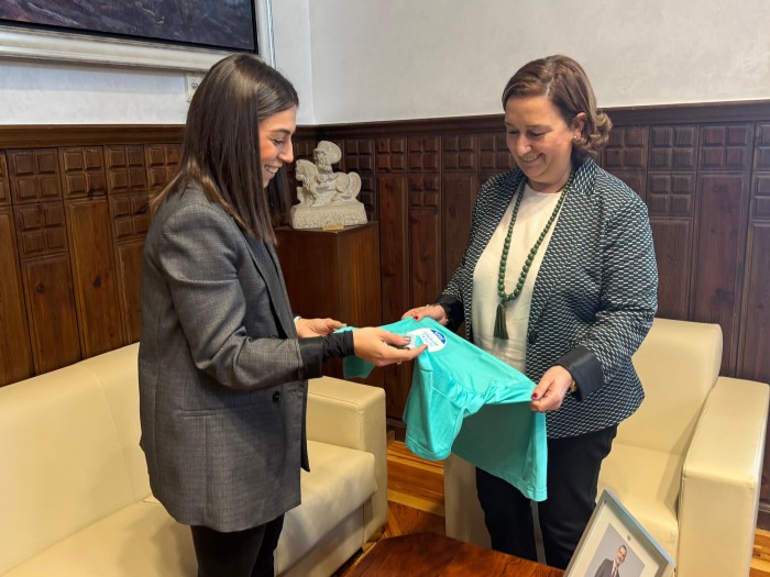 Imagen de Cedillo recibe a Noelia Gutiérrez