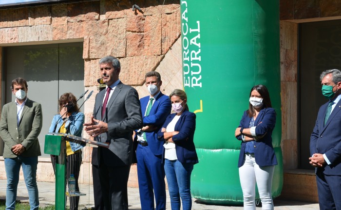 Imagen de Álvaro Gutiérrez en la presentación de la Carrera Solidaria de Eurocaja Rural