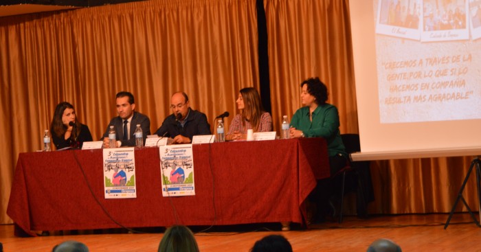 Imagen de Jaime David Corregidor en un momento de el encuentro de asociaciones de mayores celebrado en Oropesa