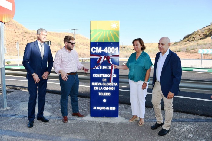 Imagen de Cedillo y Hernando inauguran la nueva rotonda