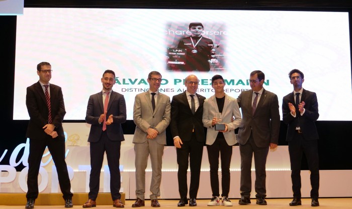 Fernando Muñoz en la entrega de premios