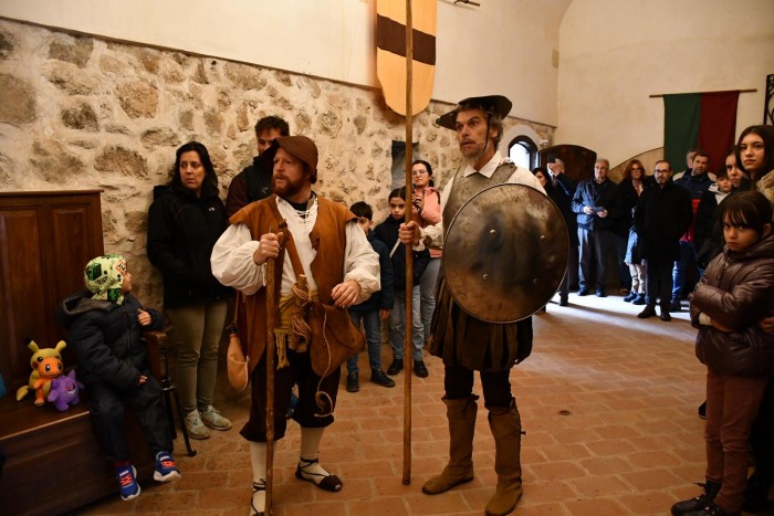 Imagen de Representación teatral en el castillo de Consuegra