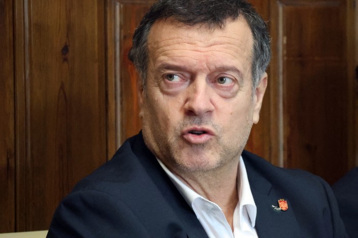 Imagen de La presidenta Cedillo recibe y felicita a los toledanos campeones de Europa de fútbol sala