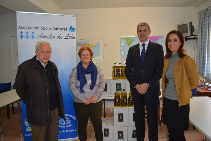 Álvaro Gutiérrez con Aurelio de León en la sede de la Asociación