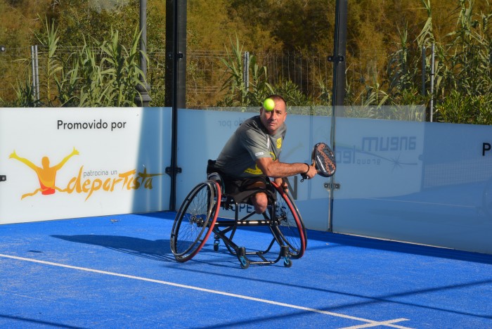 23102024 Jugadores padel silla (2)