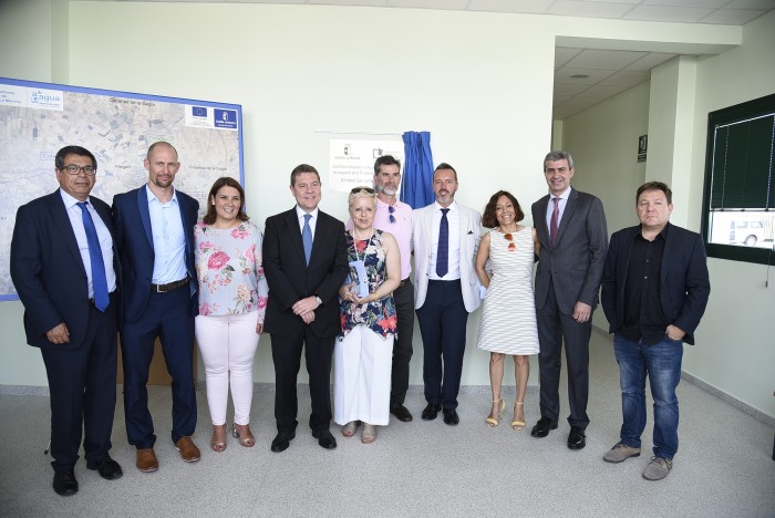 Imagen de Álvaro Gutiérrez junto a Emiliano García-Page en la inauguración de la EDAR de la Sagra Baja