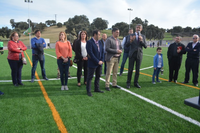 Imagen de Álvaro Gutiérrez dirige unas palabras a los asistentes a la inauguración