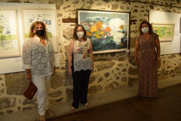 Cristina Cebas, con Gema Climent y Gema Calderón en la exposición