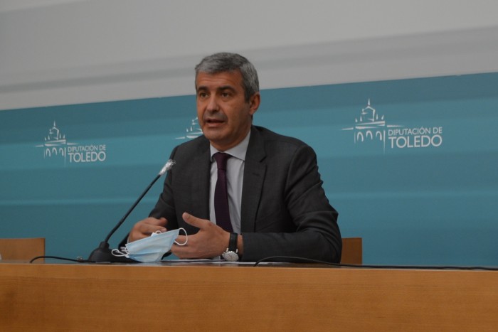 Álvaro Gutiérrez en la rueda de prensa que ha ofrecido hoy en la Diputación de Toledo