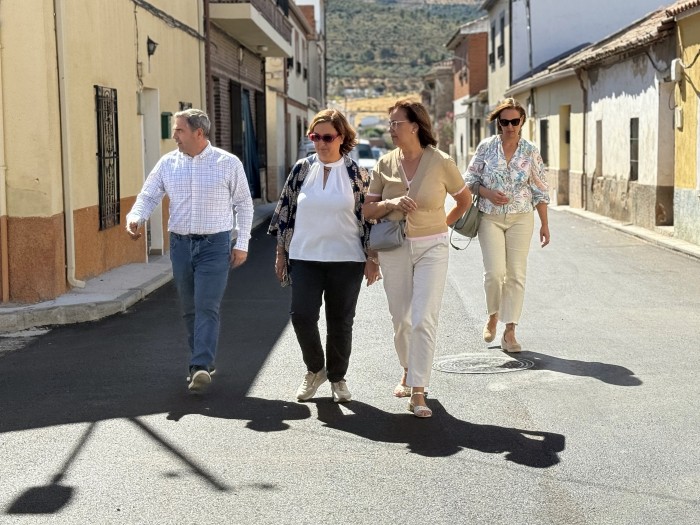 Imagen de 01102025 La presidenta Cedillo visitó las calles pavimentadas 2