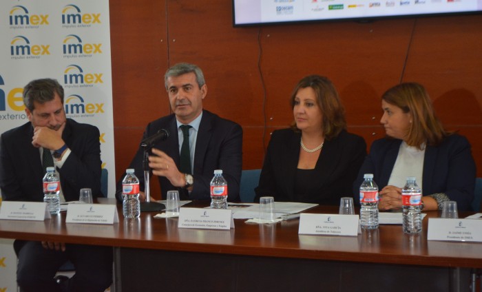 Álvaro Gutiérrez durante la presentación de IMEX en Talavera de la Reina