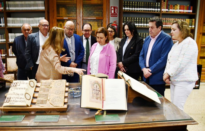 Presidenta y diputados en el Archivo