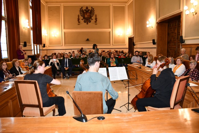 Un momento del concierto de violonchelo