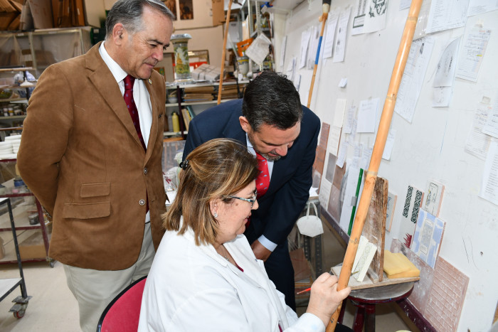 La Diputación apuesta por la cerámica de Talavera para los premios provinciales