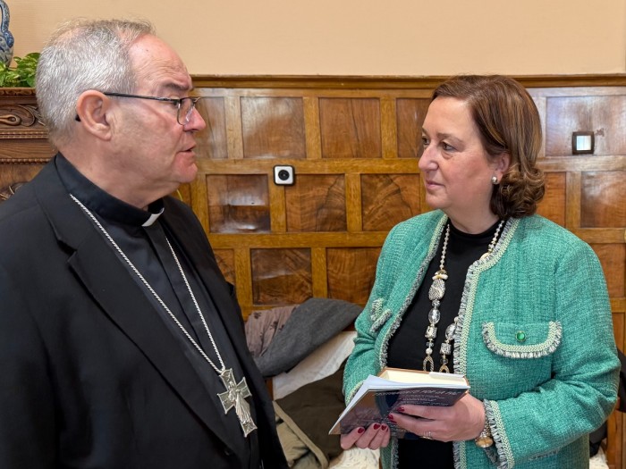Imagen de Cedillo y Cerro firman el convenio en Diputación