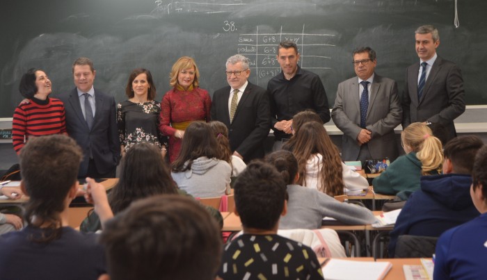 Álvaro Gutiérrez en el nuevo instituto de Yuncos