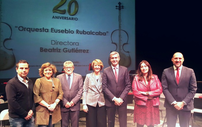 Imagen de Álvaro Gutiérrez junto a Beatriz Gutiérrez, Ángel Felpeto y David Gómez