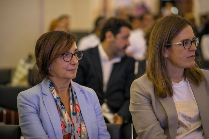 Imagen de La vicepresidenta y la diputada nacional Toledo